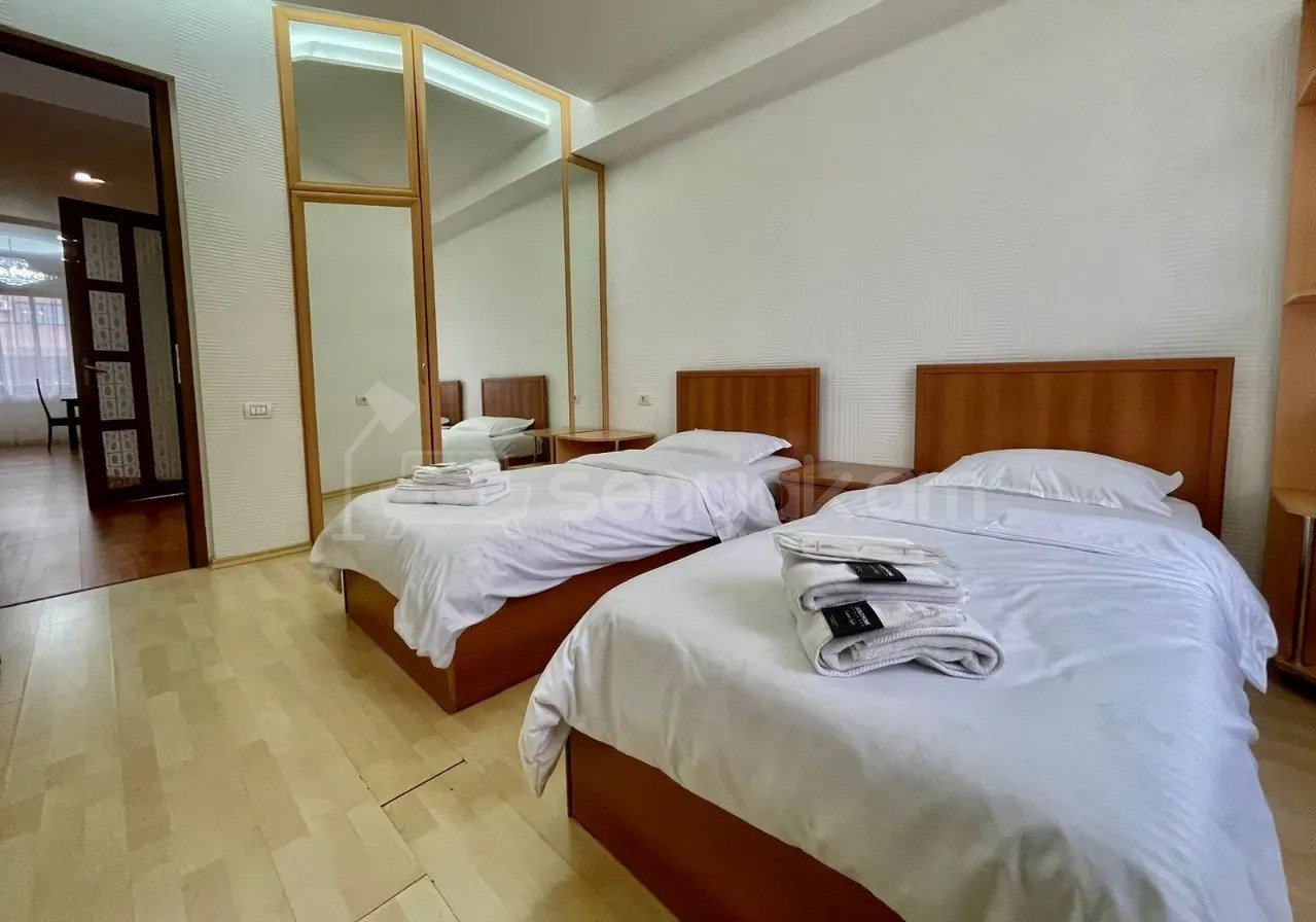 3 Սենյականոց Բնակարան, 120քմ, 8/9 հարկ, Կապիտալ Վերանորոգված