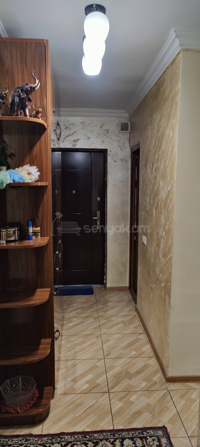 2 Սենյականոց Բնակարան Քարե Շենքում, 88քմ, 5/5 հարկ, Կապիտալ Վերանորոգված