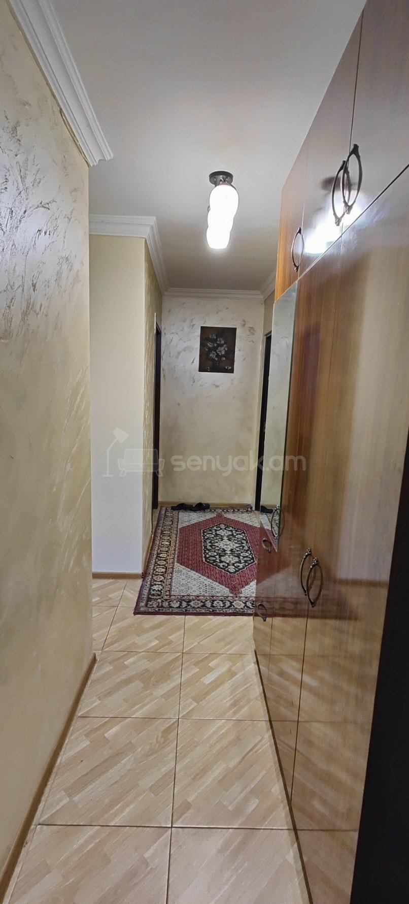 2 Սենյականոց Բնակարան Քարե Շենքում, 88քմ, 5/5 հարկ, Կապիտալ Վերանորոգված