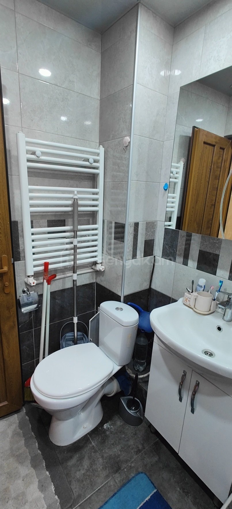 2 Սենյականոց Բնակարան Քարե Շենքում, 88քմ, 5/5 հարկ, Կապիտալ Վերանորոգված