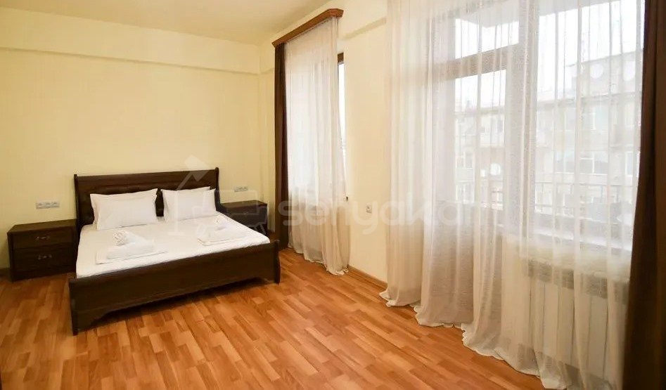 3 Սենյականոց Բնակարան, 125քմ, 10/13 հարկ, Կապիտալ Վերանորոգված