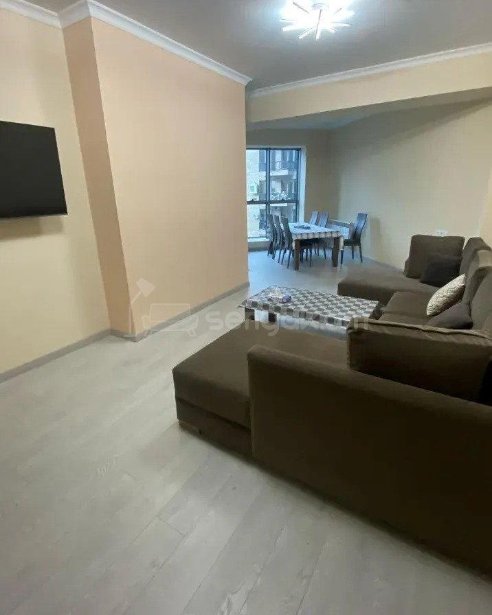 3 Սենյականոց Բնակարան, 140քմ, 10/15 հարկ, Կապիտալ Վերանորոգված