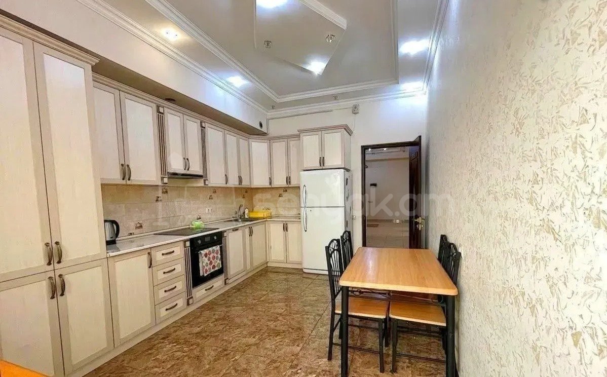 3 Սենյականոց Բնակարան, 133քմ, 10/13 հարկ, Կապիտալ Վերանորոգված