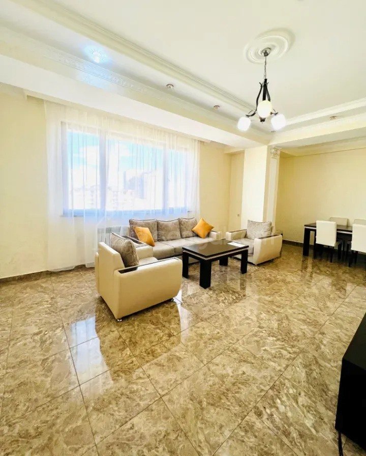 3 Սենյականոց Բնակարան, 133քմ, 10/13 հարկ, Կապիտալ Վերանորոգված