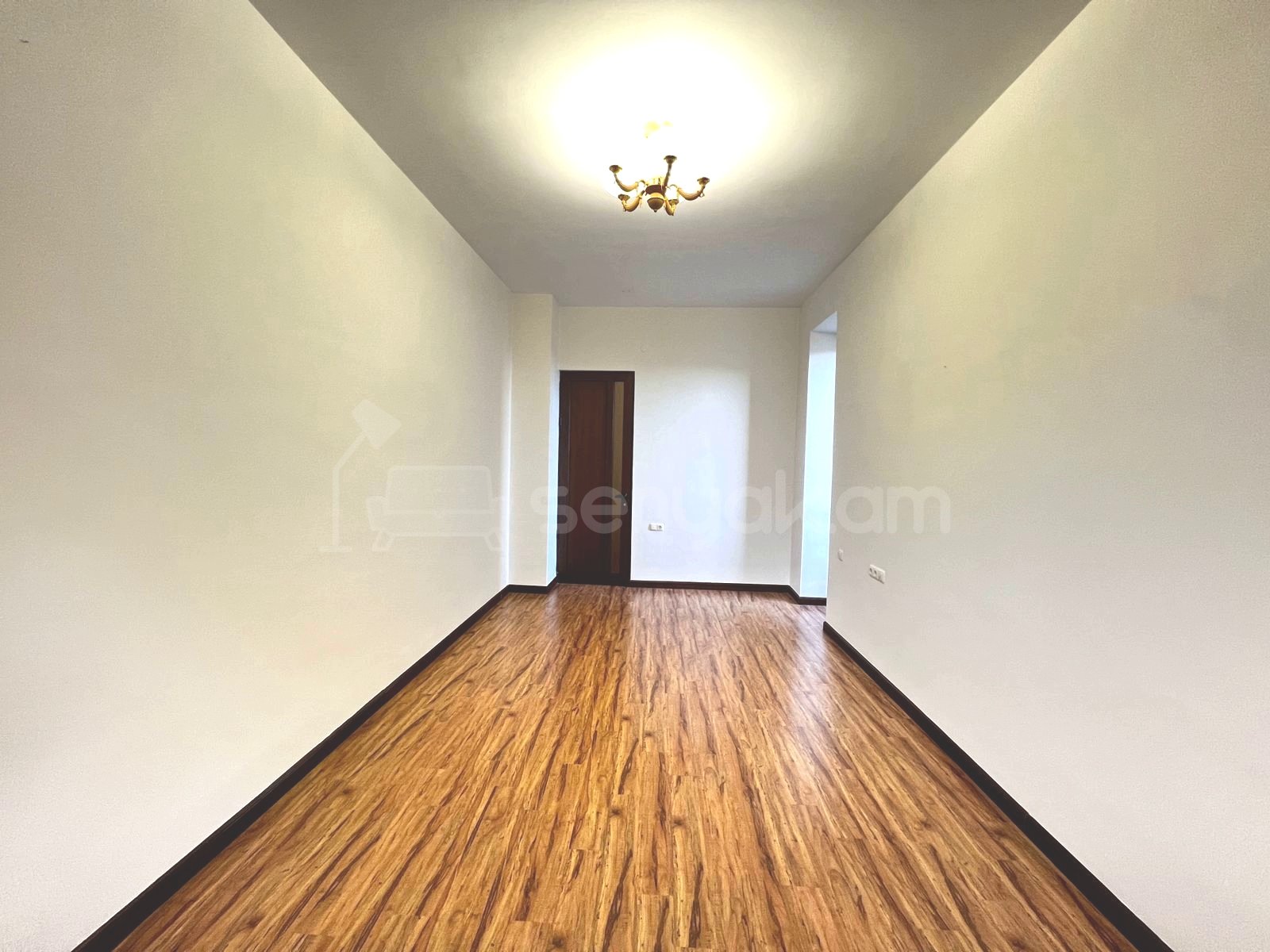 4 Սենյականոց Բնակարան Նորակառույցում, 211քմ, 6/17 հարկ, Կապիտալ Վերանորոգված