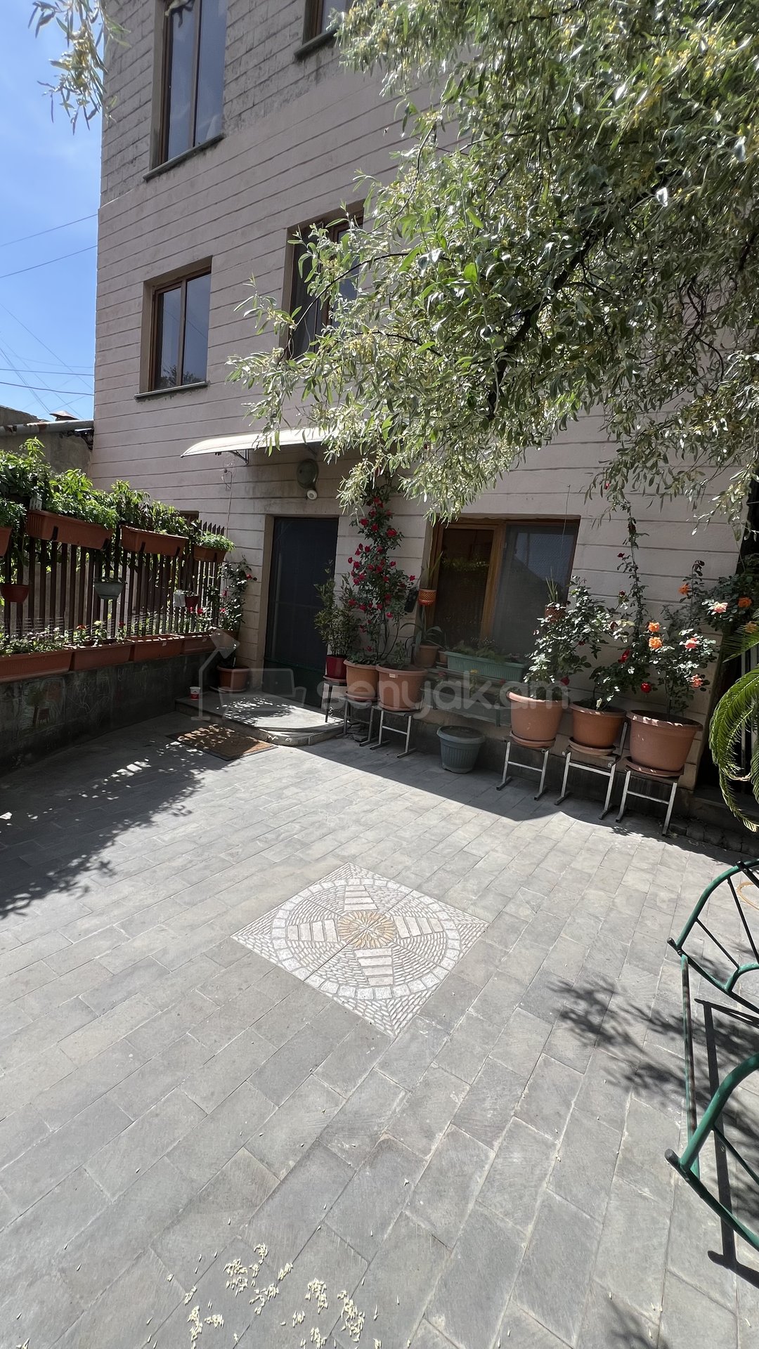 2 Սենյականոց Բնակարան Նորակառույցում, 85քմ, 2/4 հարկ, Նորմալ Վիճակում