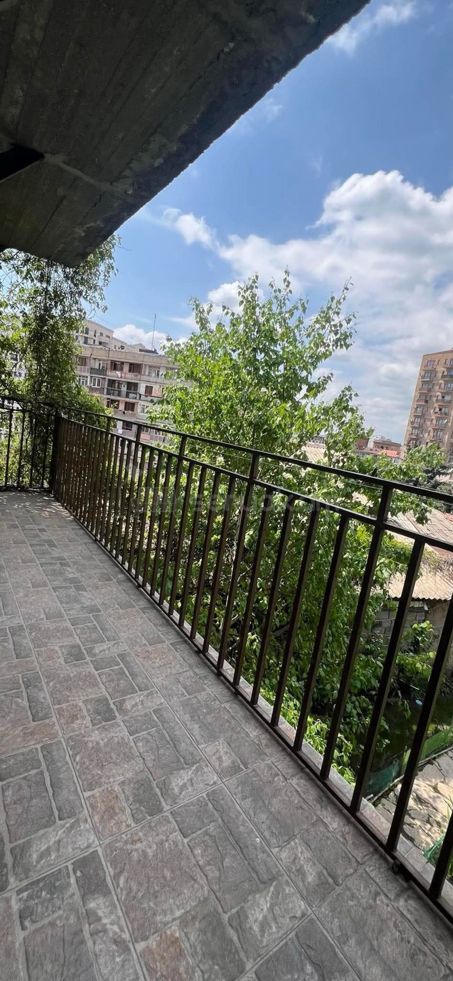1 Սենյականոց Բնակարան Նորակառույցում, 47քմ, 2/4 հարկ, Կոսմետիկ Վերանորոգված