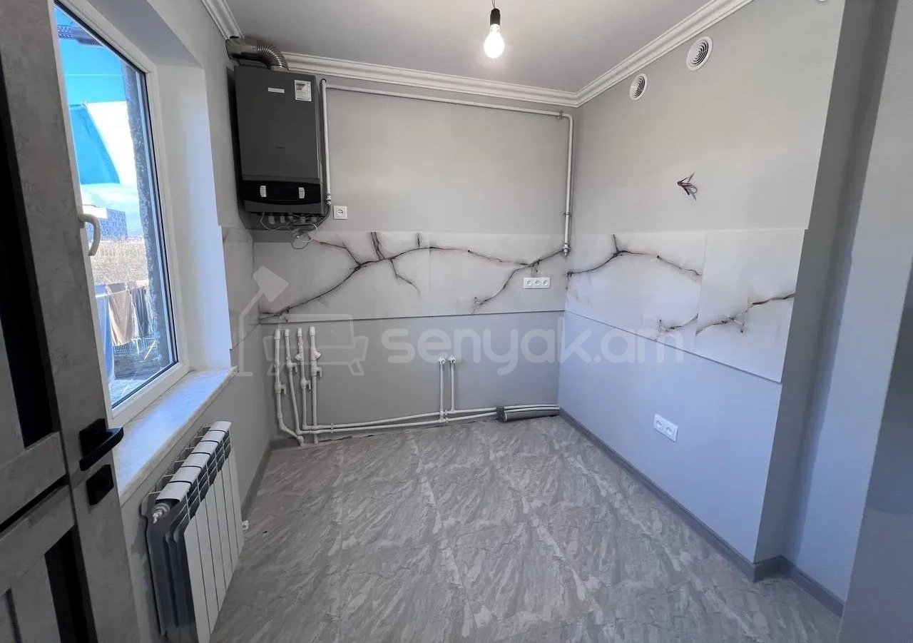 2 Սենյականոց Բնակարան, 53քմ, 3/5 հարկ, Կապիտալ Վերանորոգված