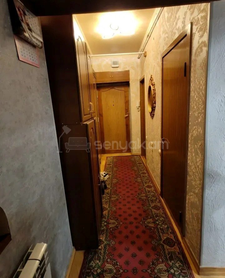 2 Սենյականոց Բնակարան Քարե Շենքում, 52քմ, 2/5 հարկ, Նորմալ Վիճակում