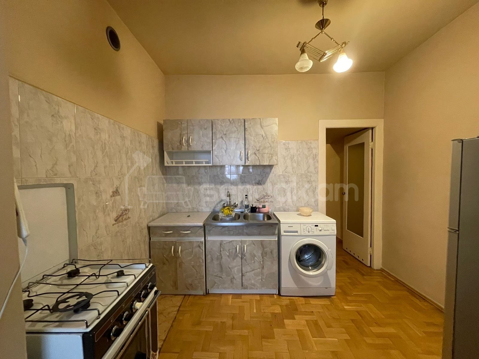 2 Սենյականոց Բնակարան, 48քմ, 2/5 հարկ, Նորմալ Վիճակում, Կահավորված, Արևկող