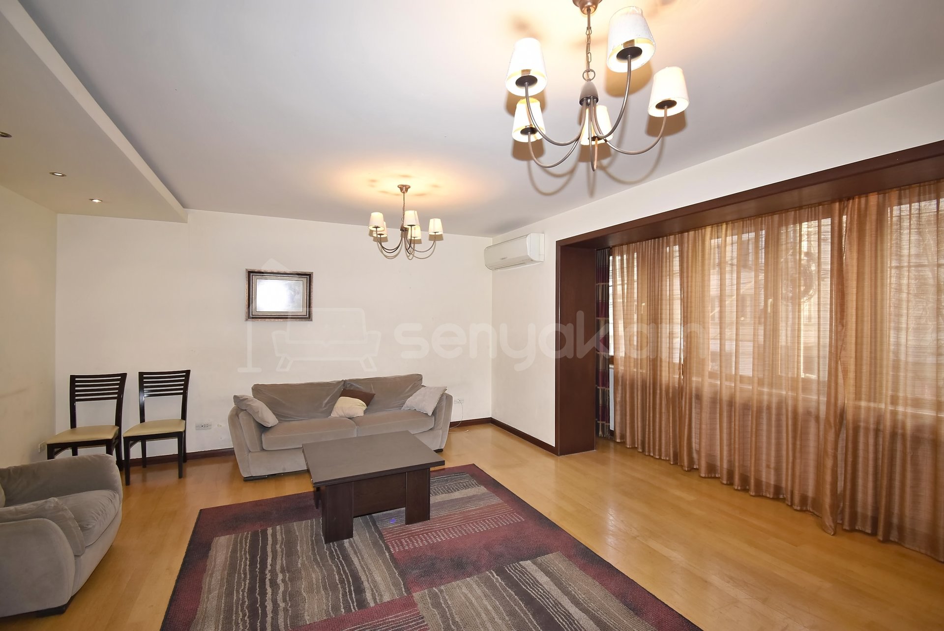 3 Սենյականոց Բնակարան Քարե Շենքում, 100քմ, 2/6 հարկ, Կապիտալ Վերանորոգված