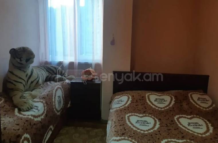 4 Սենյականոց Բնակարան, 93քմ, 11/16 հարկ, Կոսմետիկ Վերանորոգված