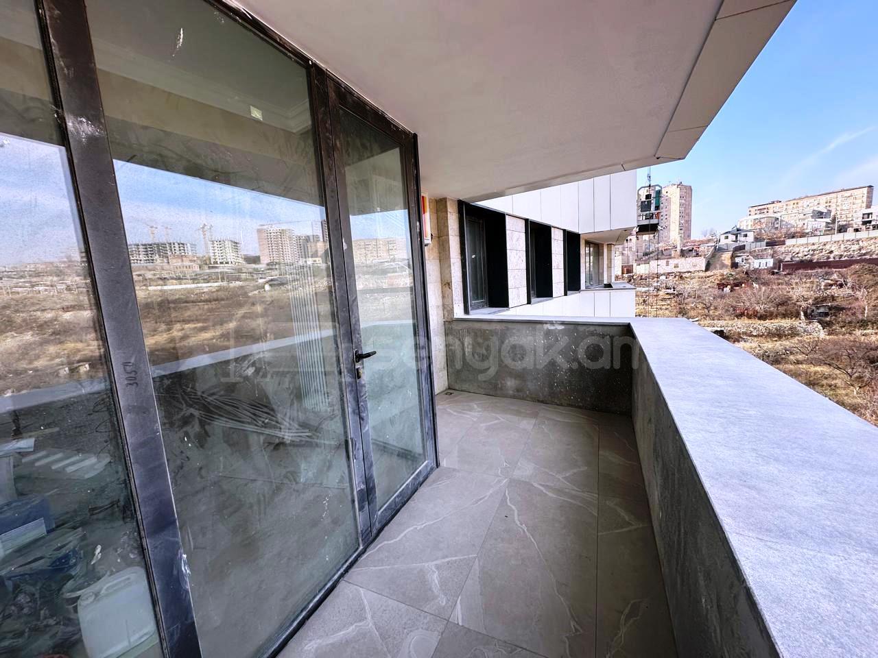 3 Սենյականոց Բնակարան Նորակառույցում, 89քմ, 9/18 հարկ, Կապիտալ Վերանորոգված