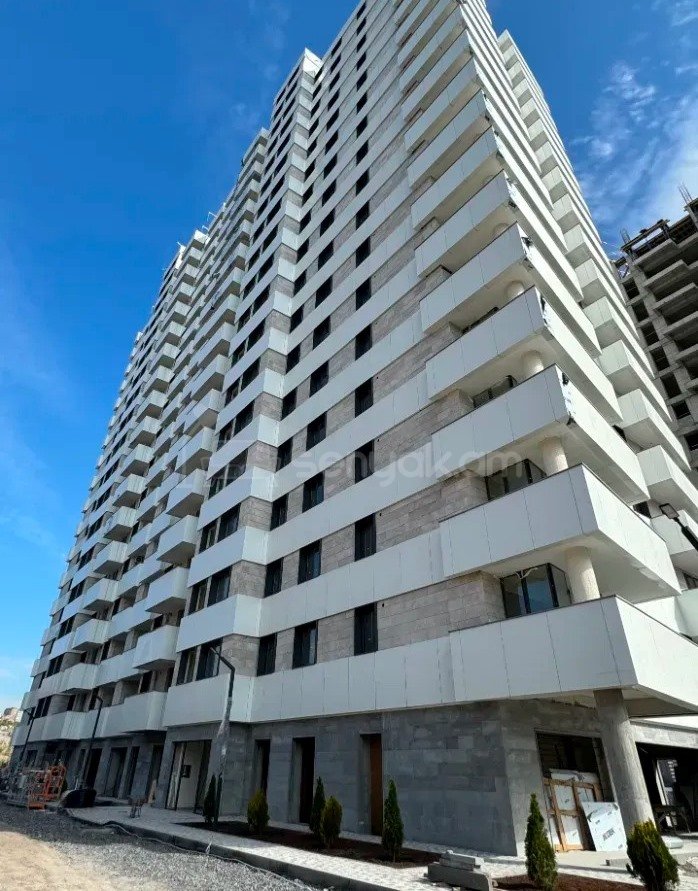 3 Սենյականոց Բնակարան Նորակառույցում, 89քմ, 9/18 հարկ, Կապիտալ Վերանորոգված