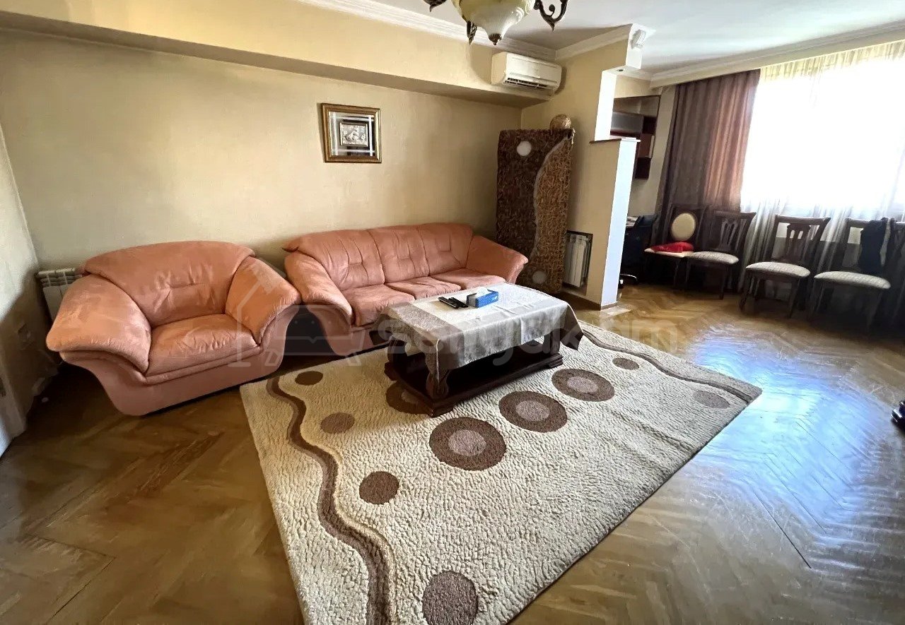 2 Սենյականոց Բնակարան Քարե Շենքում, 80քմ, 5/7 հարկ, Կապիտալ Վերանորոգված, Կահավորված, Արևկող