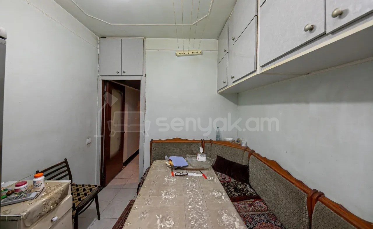 3 Սենյականոց Բնակարան, 74քմ, 1/5 հարկ, Կոսմետիկ Վերանորոգված