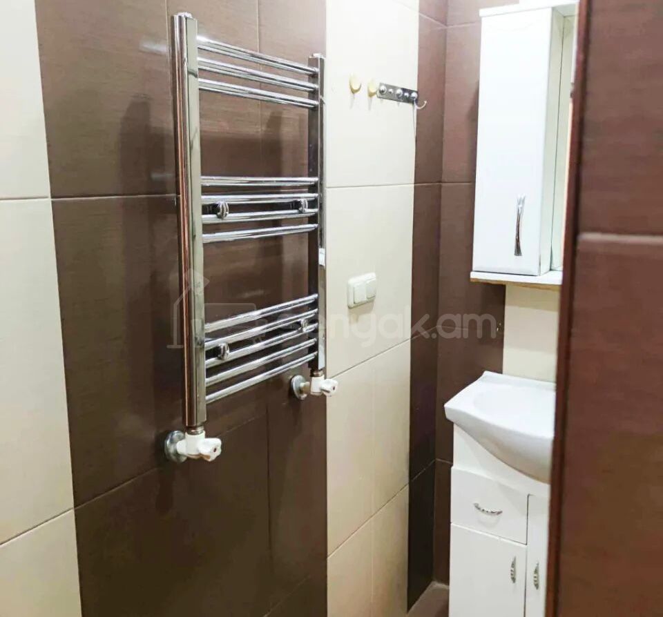 3 Սենյականոց Բնակարան, 68քմ, 1/9 հարկ, Կապիտալ Վերանորոգված