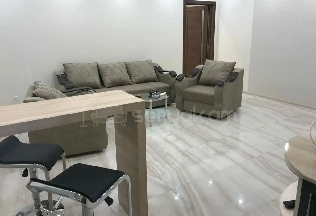 2 Սենյականոց Բնակարան Քարե Շենքում, 45քմ, 2/5 հարկ, Կապիտալ Վերանորոգված, Կահավորված
