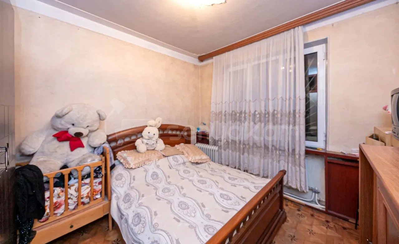 3 Սենյականոց Բնակարան, 74քմ, 1/5 հարկ, Կապիտալ Վերանորոգված
