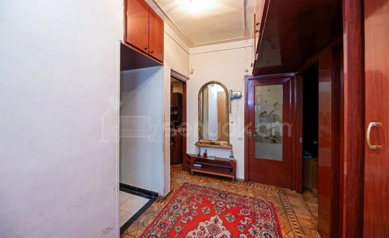 3 Սենյականոց Բնակարան, 74քմ, 1/5 հարկ, Կապիտալ Վերանորոգված