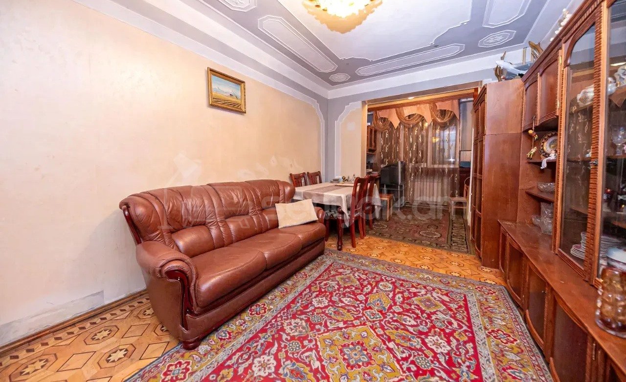 3 Սենյականոց Բնակարան, 74քմ, 1/5 հարկ, Կապիտալ Վերանորոգված