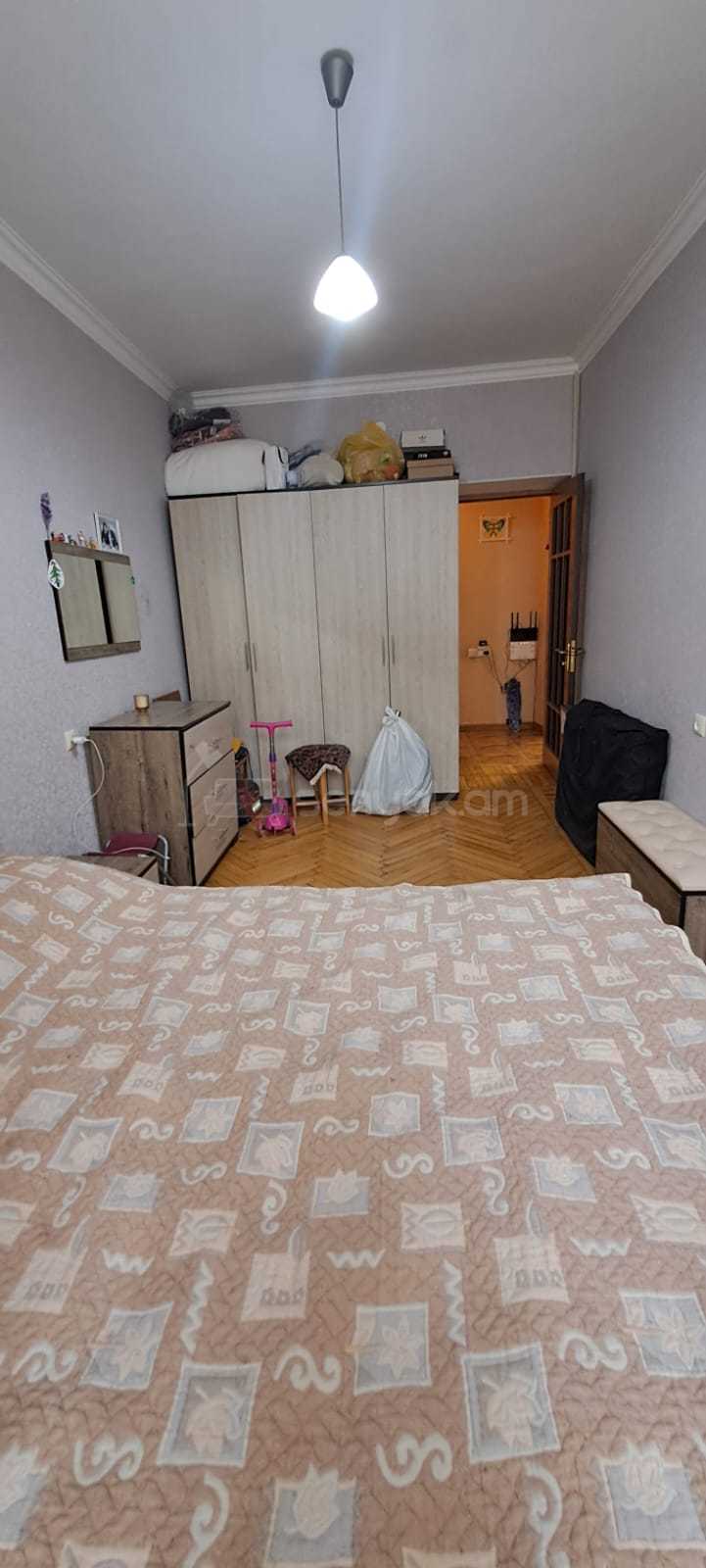 2 Սենյականոց Բնակարան Քարե Շենքում, 56քմ, 1/5 հարկ, Նորմալ Վիճակում