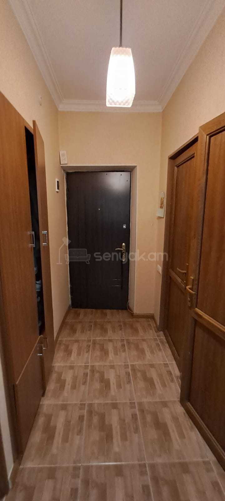 2 Սենյականոց Բնակարան Քարե Շենքում, 56քմ, 1/5 հարկ, Նորմալ Վիճակում