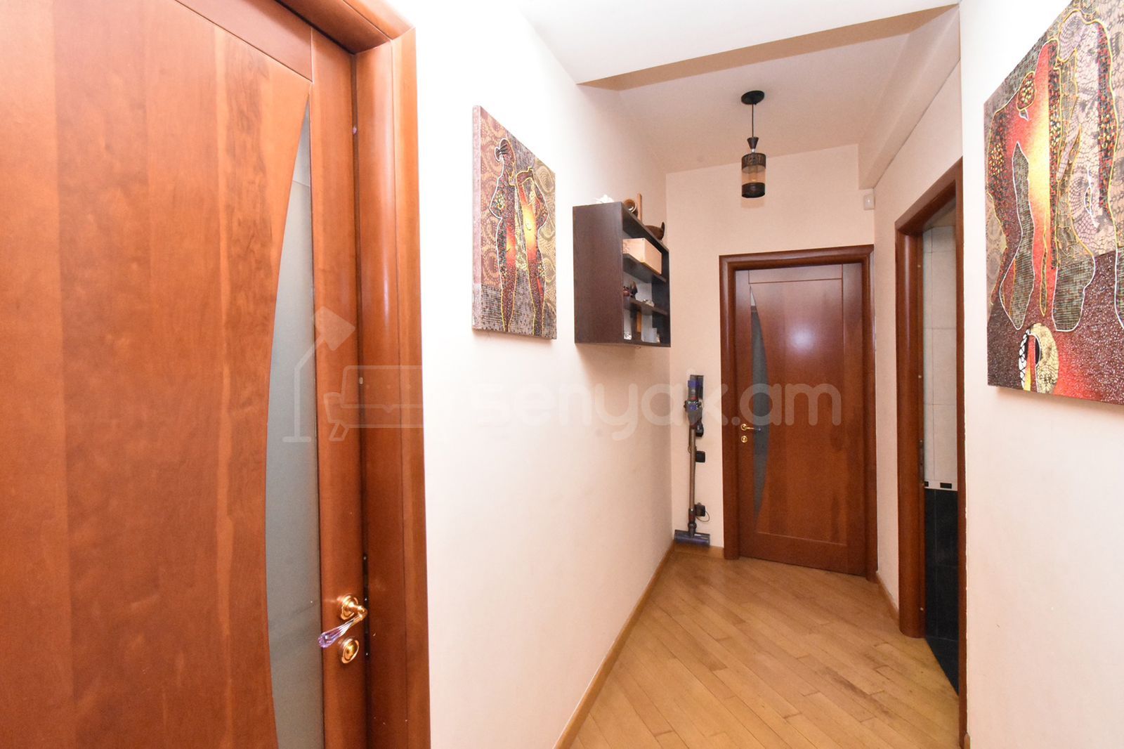 3 Սենյականոց Բնակարան Նորակառույցում, 128քմ, 4/6 հարկ, Կապիտալ Վերանորոգված