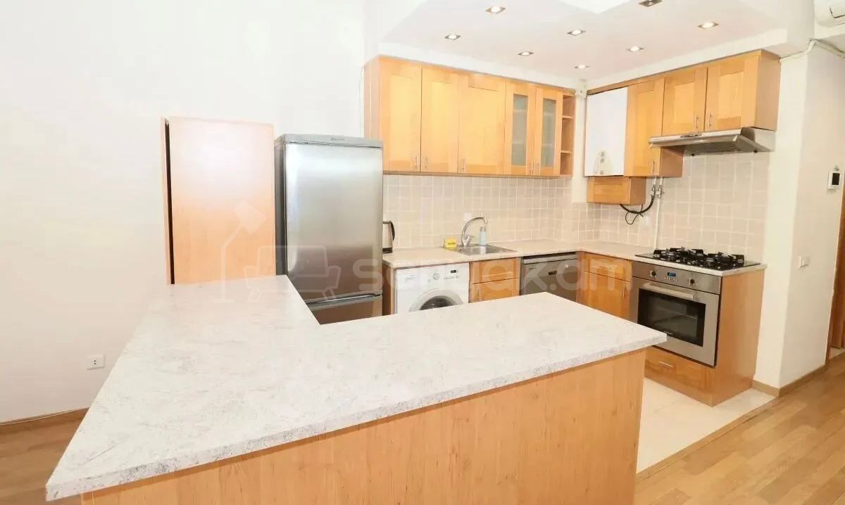 2 Սենյականոց Բնակարան Նորակառույցում, 70քմ, 3/3 հարկ, Կապիտալ Վերանորոգված, Կահավորված