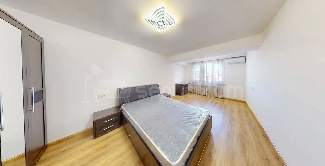 4 Սենյականոց Բնակարան, 120քմ, 10/16 հարկ, Կապիտալ Վերանորոգված, Կահավորված