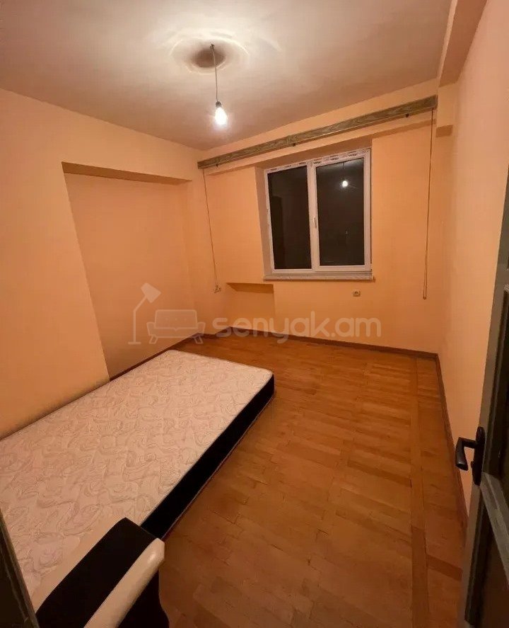3 Սենյականոց Բնակարան Քարե Շենքում, 64քմ, 3/5 հարկ, Կապիտալ Վերանորոգված