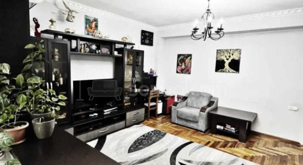 3 Սենյականոց Բնակարան, 73քմ, 1/9 հարկ, Կոսմետիկ Վերանորոգված