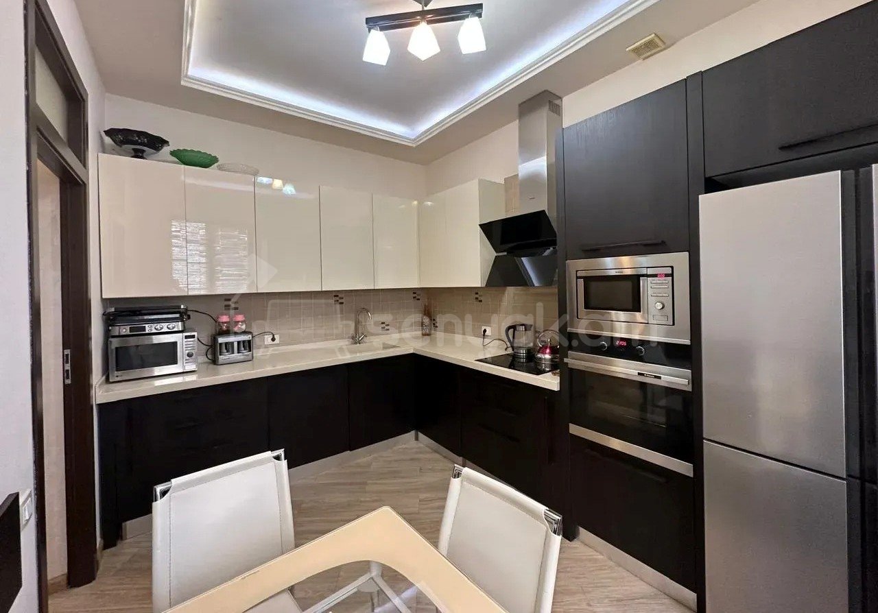 4 Սենյականոց Բնակարան Նորակառույցում, 105քմ, 2/15 հարկ, Կապիտալ Վերանորոգված