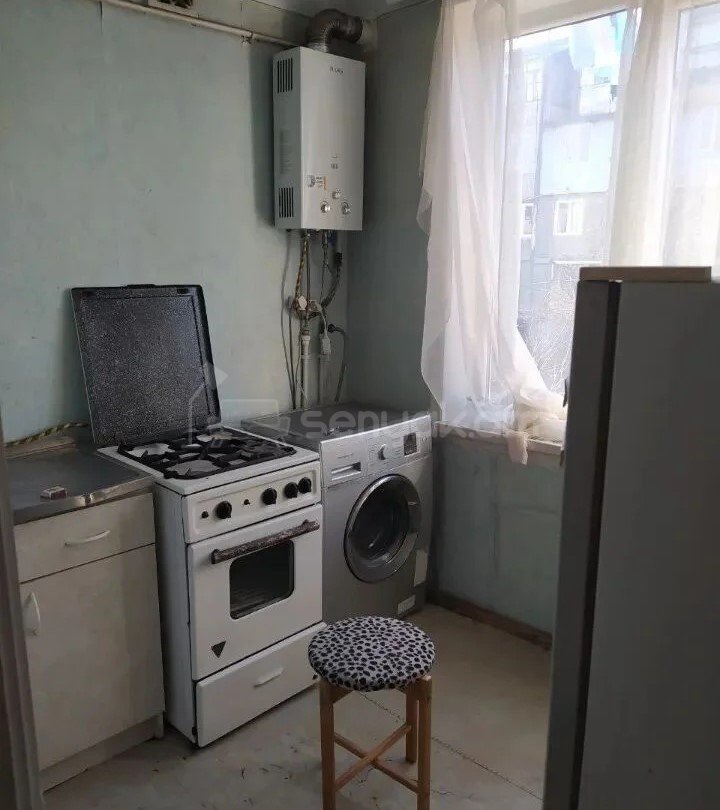 1 Սենյականոց Բնակարան, 32քմ, 2/4 հարկ, Պետական Վիճակում