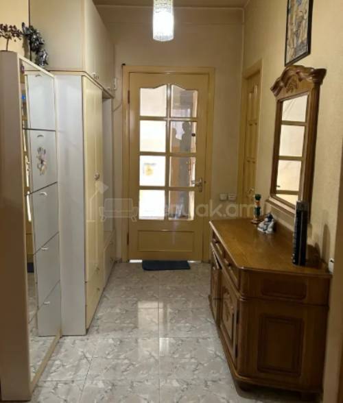 2 Սենյականոց Բնակարան Քարե Շենքում, 48քմ, 4/7 հարկ, Կապիտալ Վերանորոգված, Կահավորված, Արևկող