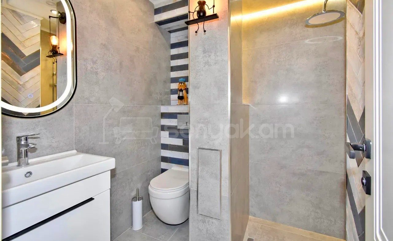 3 Սենյականոց Բնակարան, 90քմ, 5/11 հարկ, Կապիտալ Վերանորոգված, Կահավորված, Արևկող