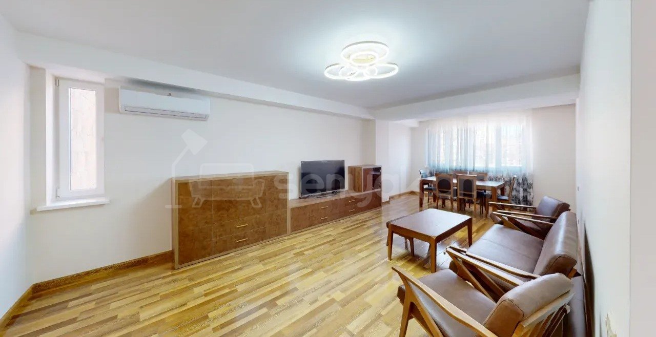 4 Սենյականոց Բնակարան, 120քմ, 10/16 հարկ, Կապիտալ Վերանորոգված, Կահավորված, Արևկող