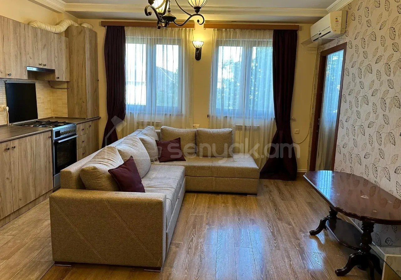 2 Սենյականոց Բնակարան, 50քմ, 4/14 հարկ, Կապիտալ Վերանորոգված, Կահավորված, Արևկող