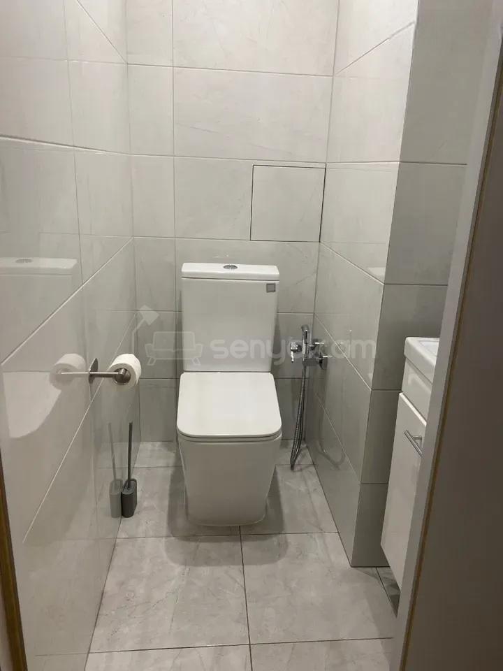 3 Սենյականոց Բնակարան, 94քմ, 4/12 հարկ, Կապիտալ Վերանորոգված