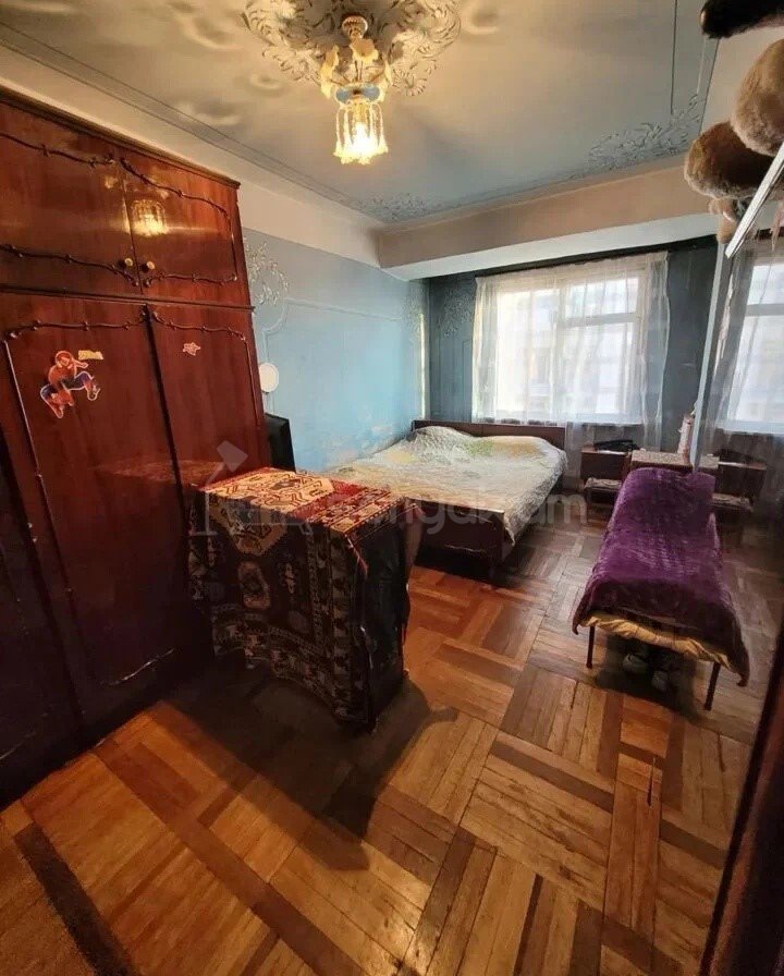 4 Սենյականոց Բնակարան, 85քմ, 13/14 հարկ, Պետական Վիճակում