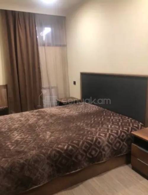 3 Սենյականոց Բնակարան Քարե Շենքում, 70քմ, 1/4 հարկ, Դիզայներական Վերանորոգված, Կահավորված, Արևկող