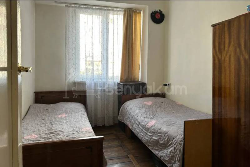 4 Սենյականոց Բնակարան, 88քմ, 4/9 հարկ, Կոսմետիկ Վերանորոգված