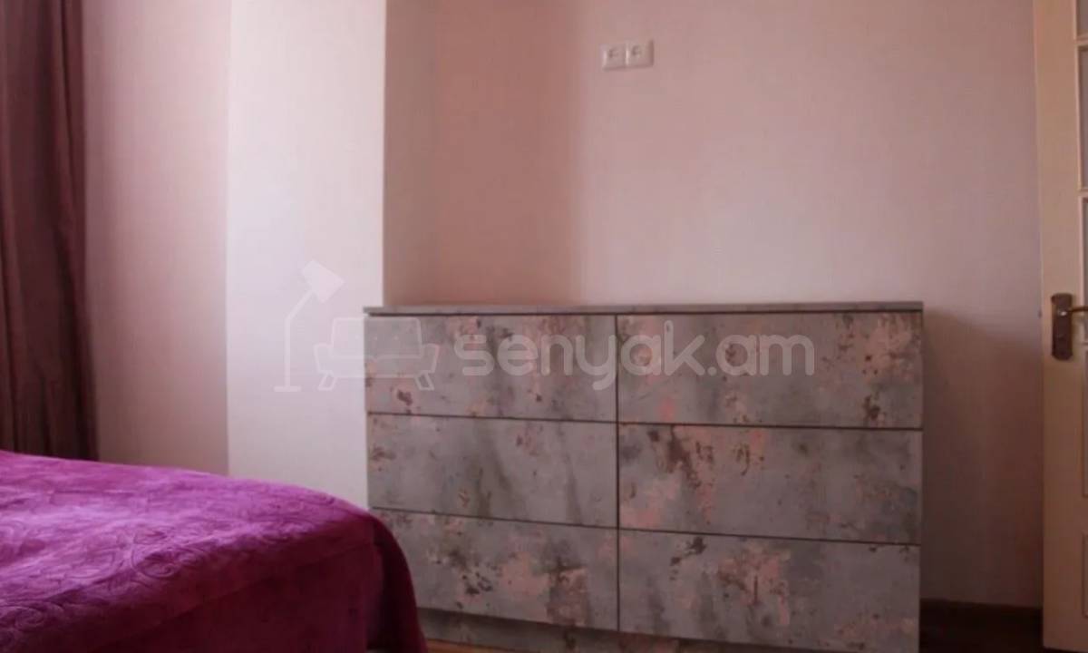 2 Սենյականոց Բնակարան Քարե Շենքում, 52քմ, 1/9 հարկ, Դիզայներական Վերանորոգված, Կահավորված, Արևկող