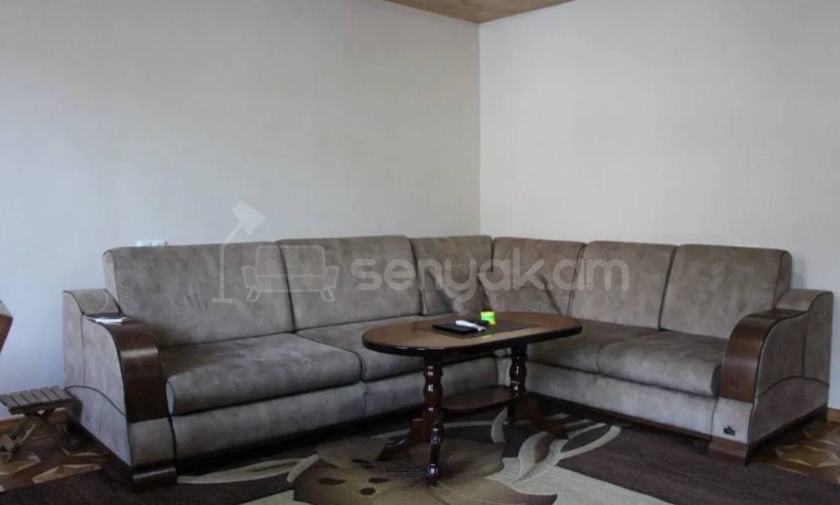 2 Սենյականոց Բնակարան Քարե Շենքում, 52քմ, 1/9 հարկ, Դիզայներական Վերանորոգված, Կահավորված, Արևկող