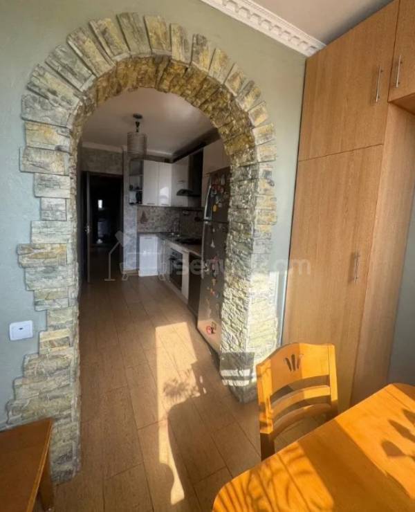 3 Սենյականոց Բնակարան, 73քմ, 6/9 հարկ, Կապիտալ Վերանորոգված, Կահավորված, Արևկող