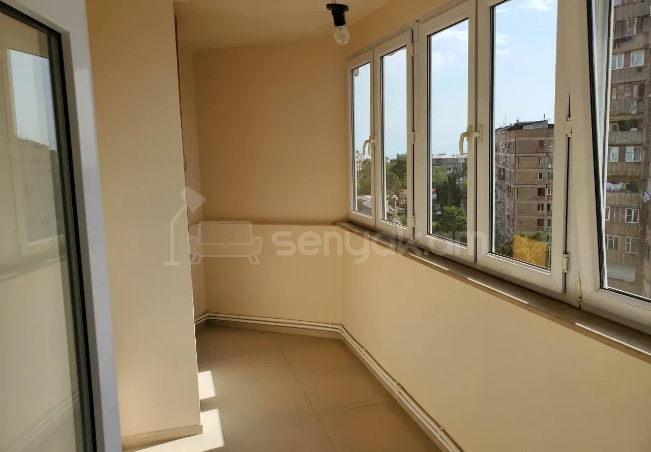 3 Սենյականոց Բնակարան, 100քմ, 8/16 հարկ, Կապիտալ Վերանորոգված, Արևկող