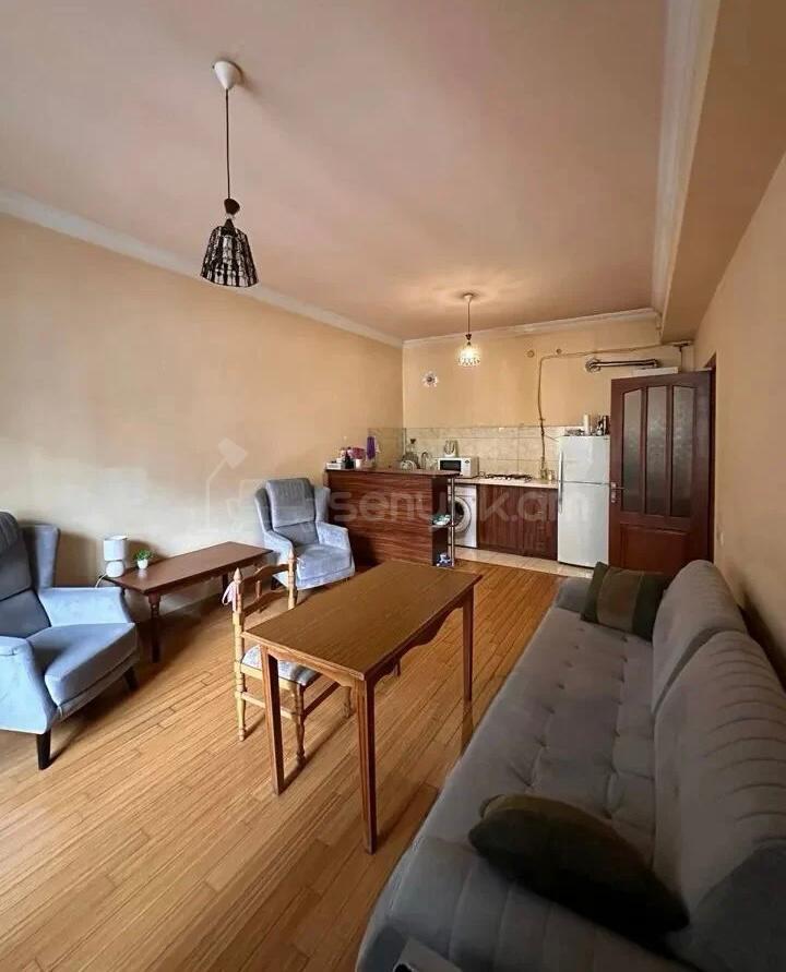 2 Սենյականոց Բնակարան, 57քմ, 2/15 հարկ, Կապիտալ Վերանորոգված, Կահավորված