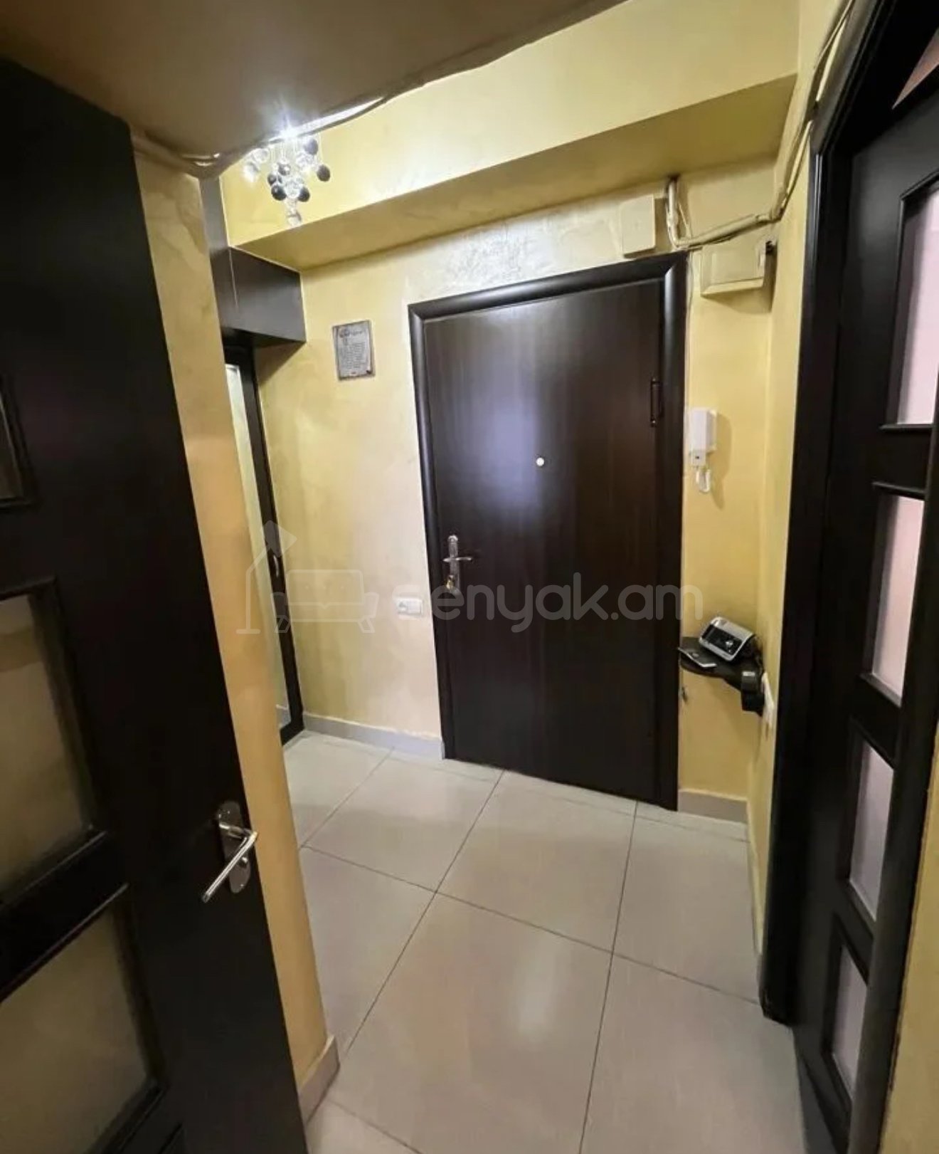 2 Սենյականոց Բնակարան, 43քմ, 5/9 հարկ, Կապիտալ Վերանորոգված