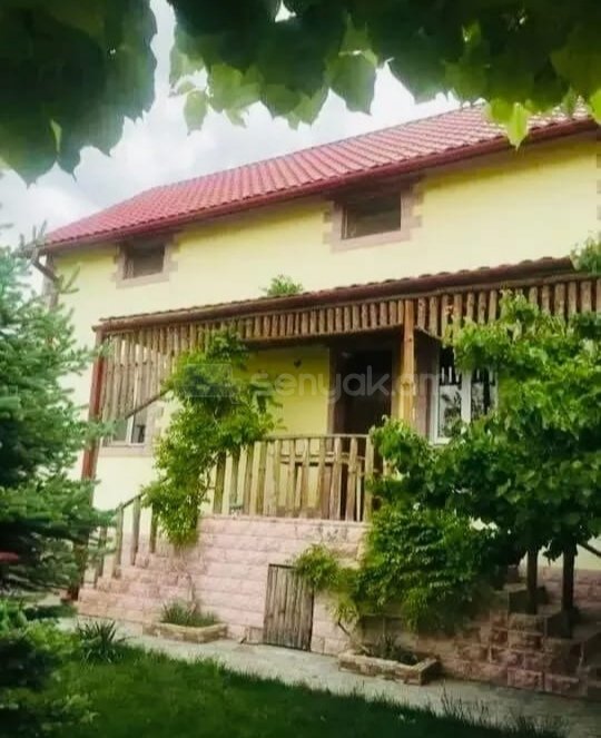 3 Սենյականոց Շքեղ Առանձնատուն, 150քմ, Լողավազանով