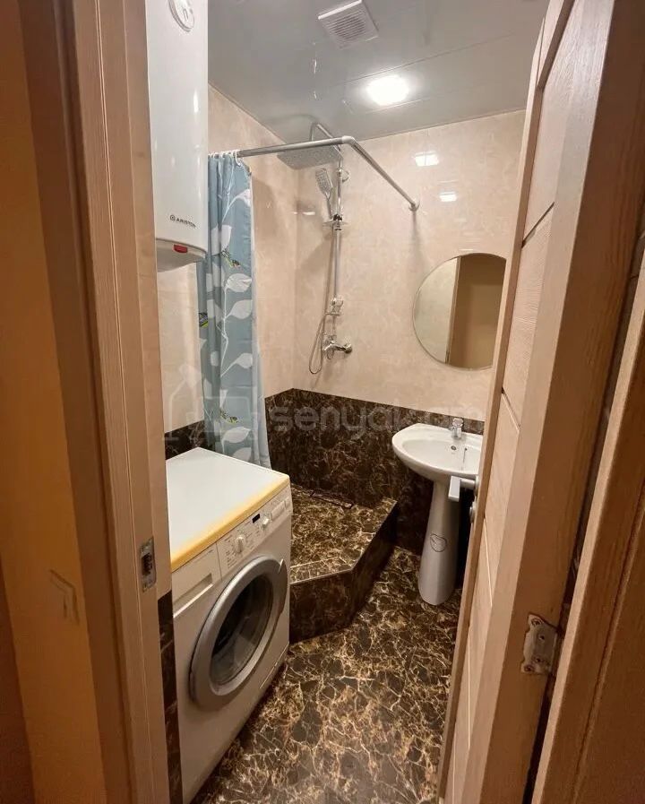 1 Սենյականոց Բնակարան, 40քմ, 5/11 հարկ, Կոսմետիկ Վերանորոգված, Կահավորված, Արևկող
